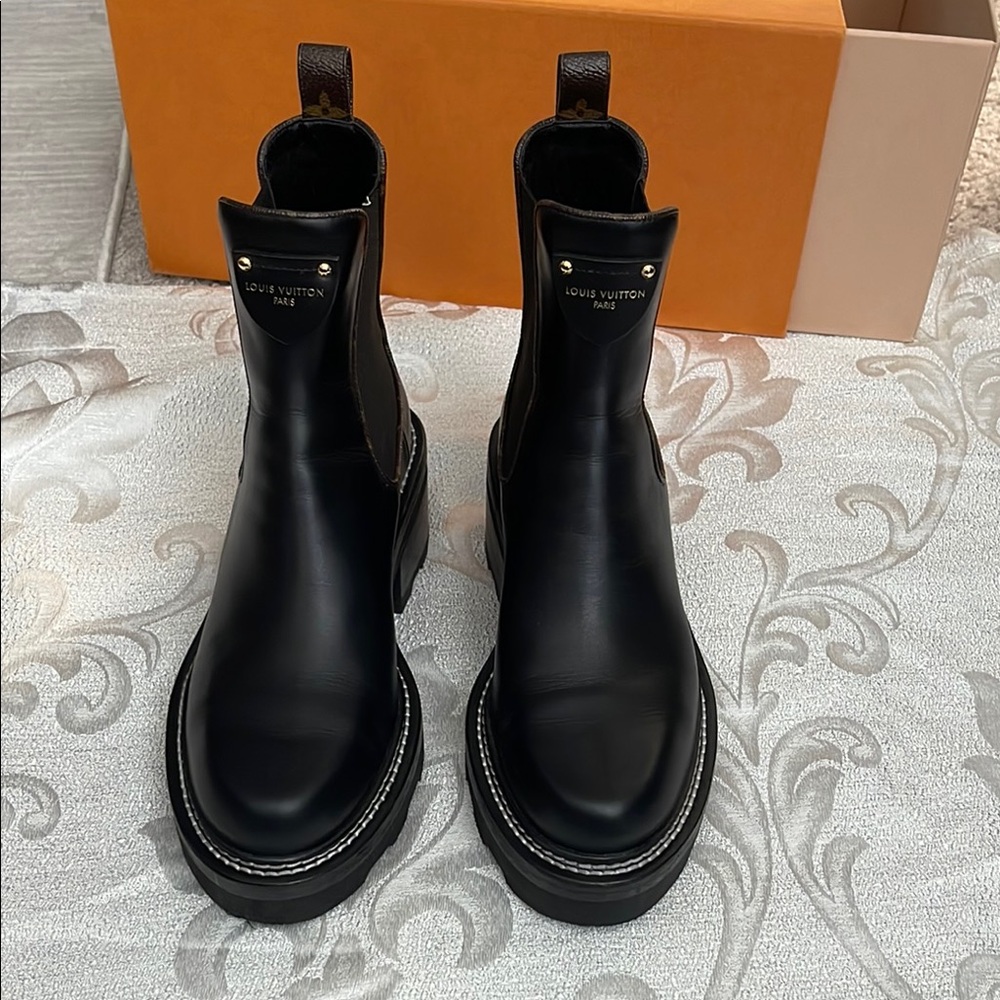 Louis Vuitton Beaubourg Black Leather Ankle Boots